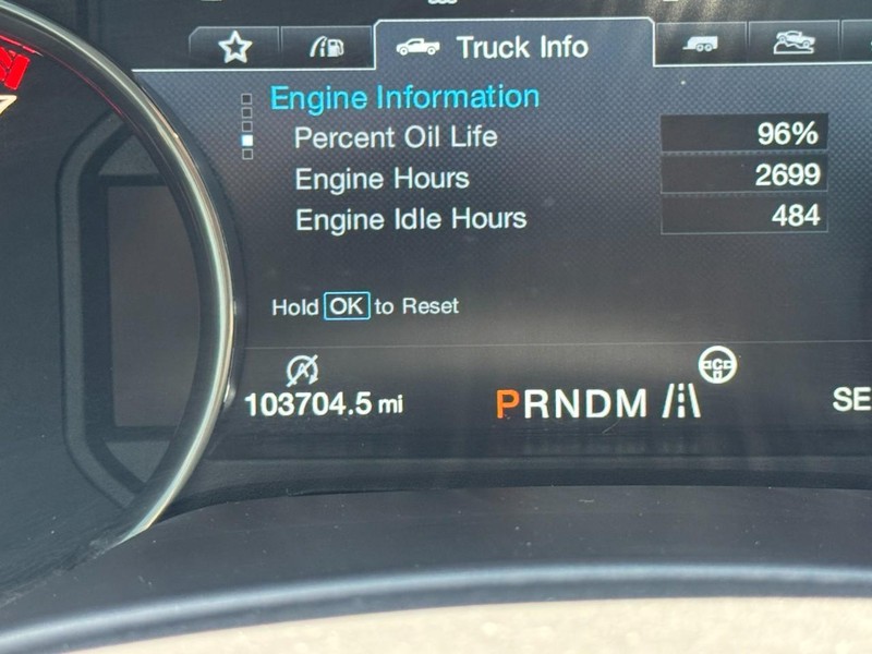 Ford F-150 Vehicle Full-screen Gallery Image 18