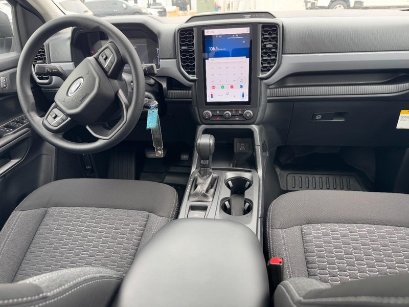 Ford Ranger Vehicle Full-screen Gallery Image 6