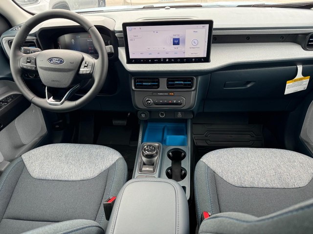 Ford Maverick Vehicle Image 06