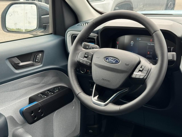 Ford Maverick Vehicle Image 07
