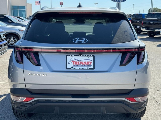 Hyundai Tucson Vehicle Image 04
