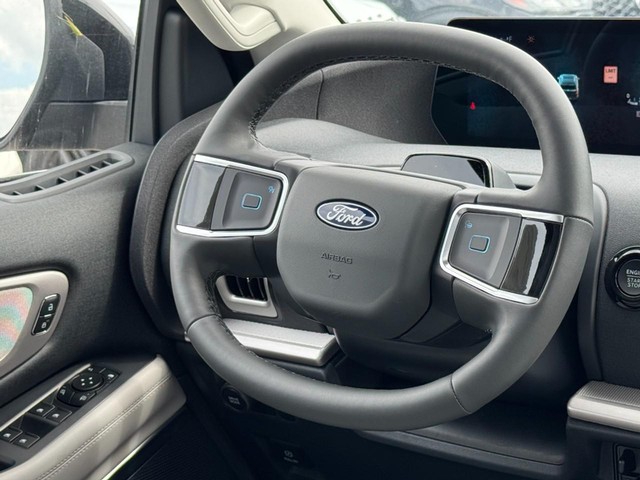 Ford Expedition Max Vehicle Image 08