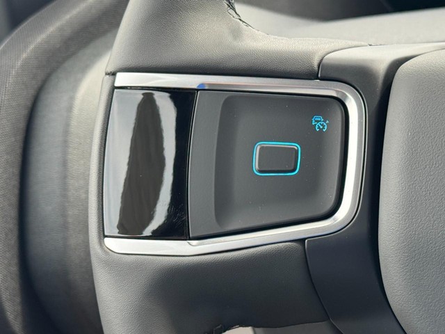 Ford Expedition Max Vehicle Image 11