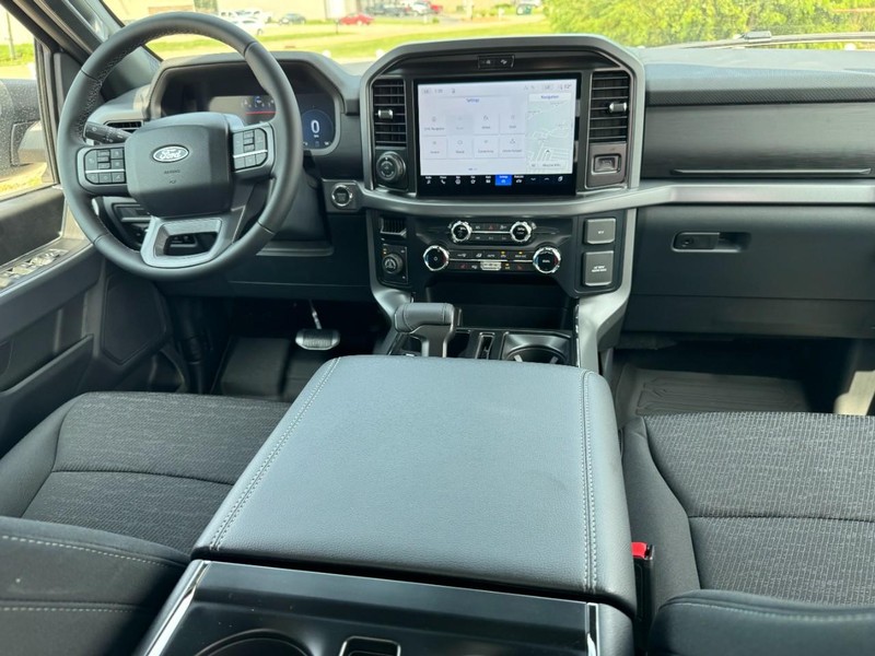 Ford F-150 Vehicle Image 06