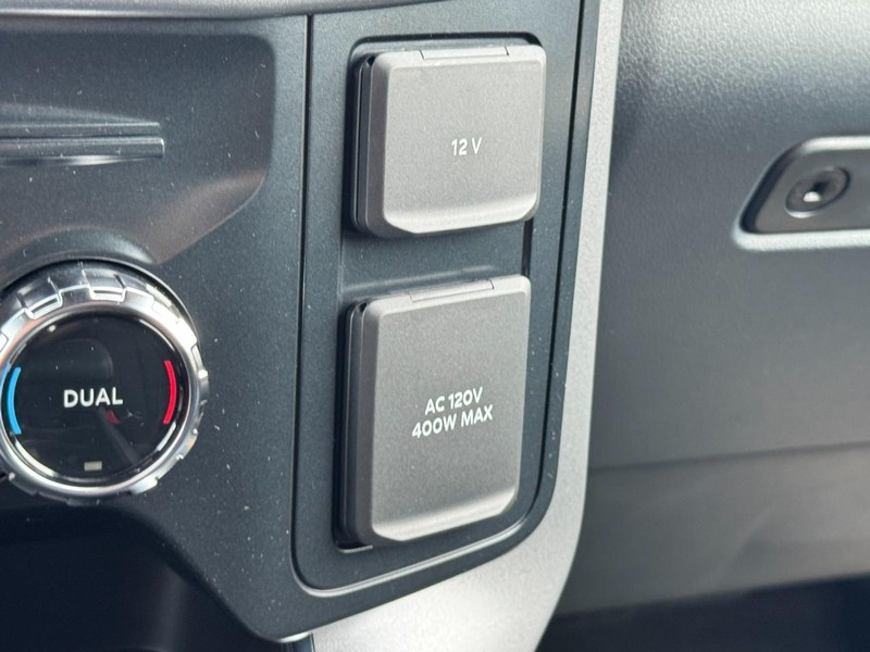 Ford F-150 Vehicle Image 13