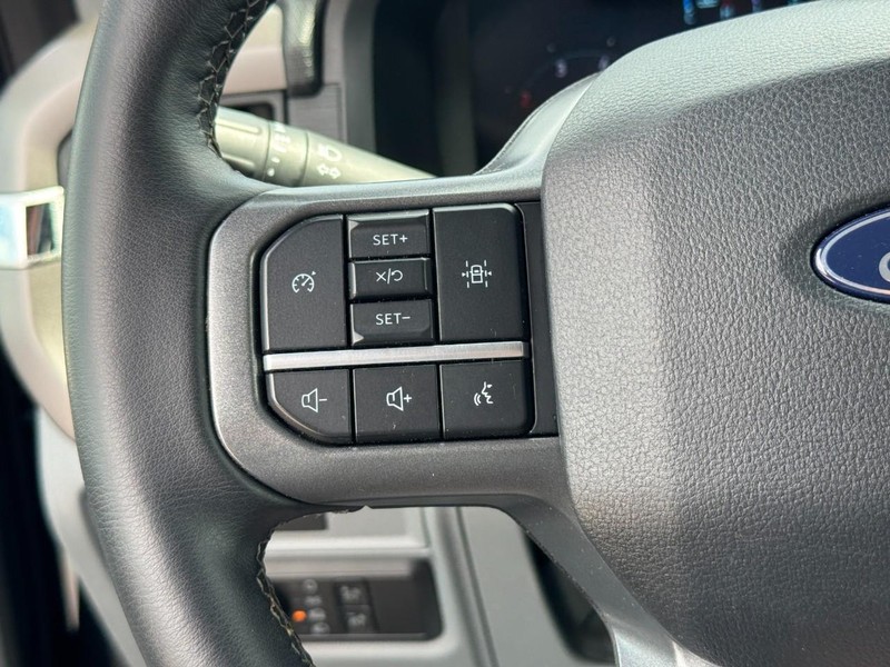 Ford F-150 Vehicle Image 16