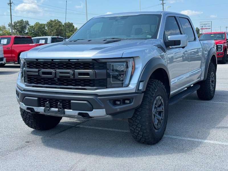 Ford F-150 Vehicle Full-screen Gallery Image 8