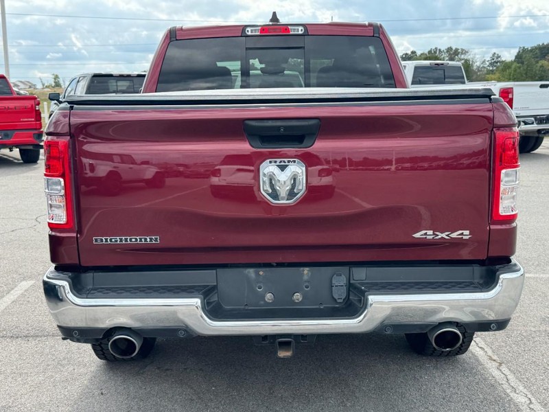Ram 1500 Vehicle Full-screen Gallery Image 4