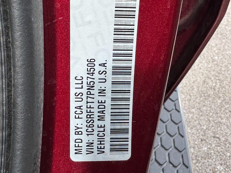 Ram 1500 Vehicle Image 24