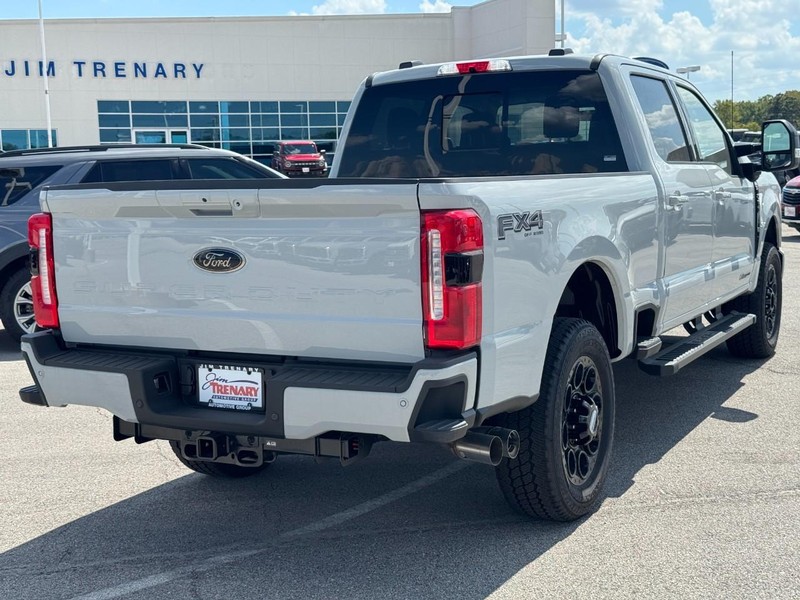 Ford Super Duty F-250 SRW Vehicle Image 03
