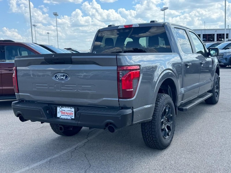 Ford F-150 Vehicle Full-screen Gallery Image 3