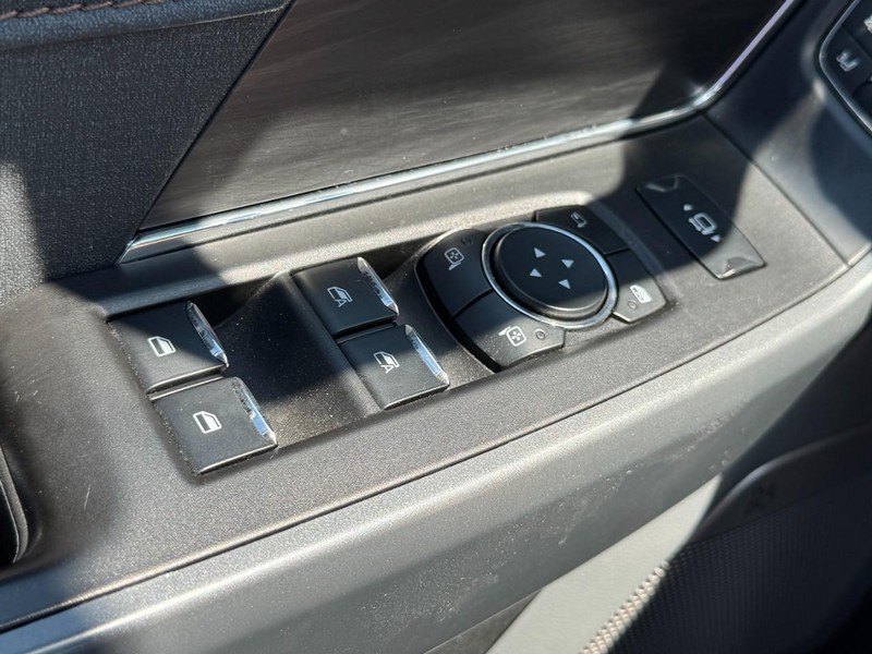 Ford F-150 Vehicle Image 24