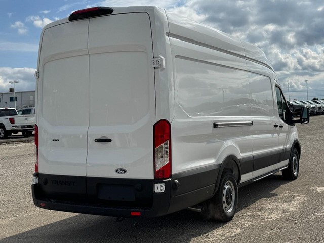 Ford Transit Cargo Van Vehicle Image 03
