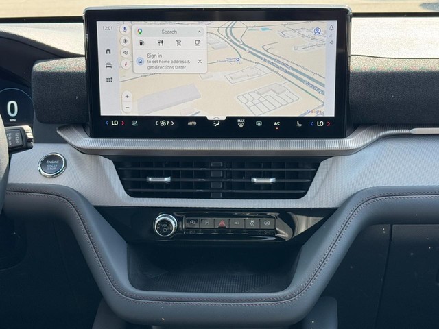 Ford Explorer Vehicle Image 09