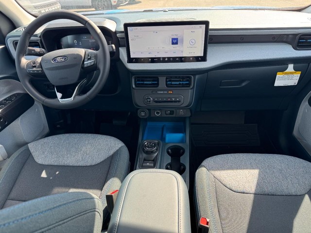 Ford Maverick Vehicle Image 06