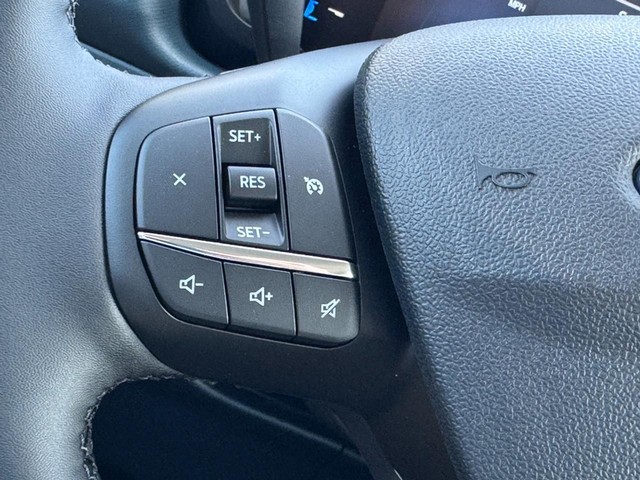Ford Maverick Vehicle Image 10