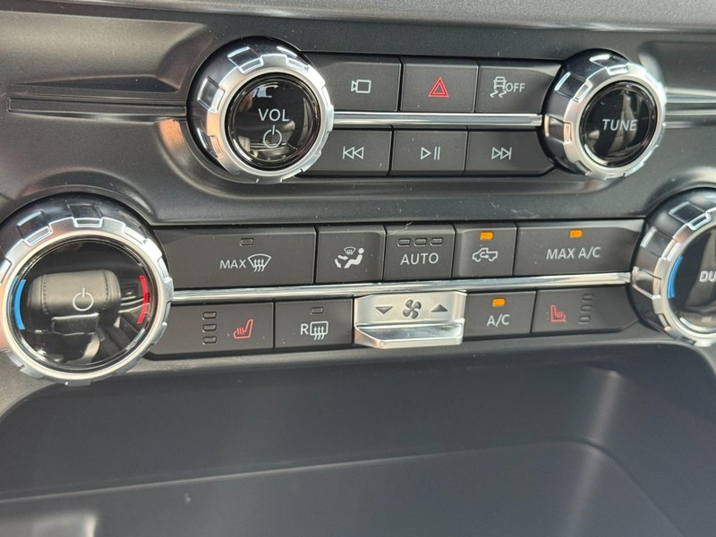 Ford F-150 Vehicle Image 12