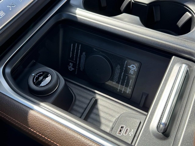 Ford Expedition Max Vehicle Image 13