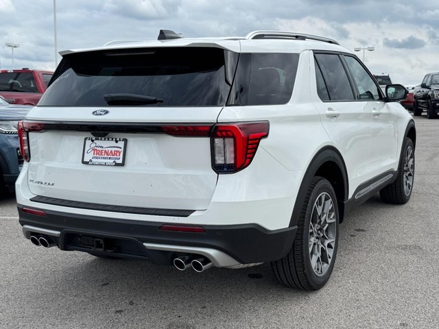 Ford Explorer Vehicle Image 03