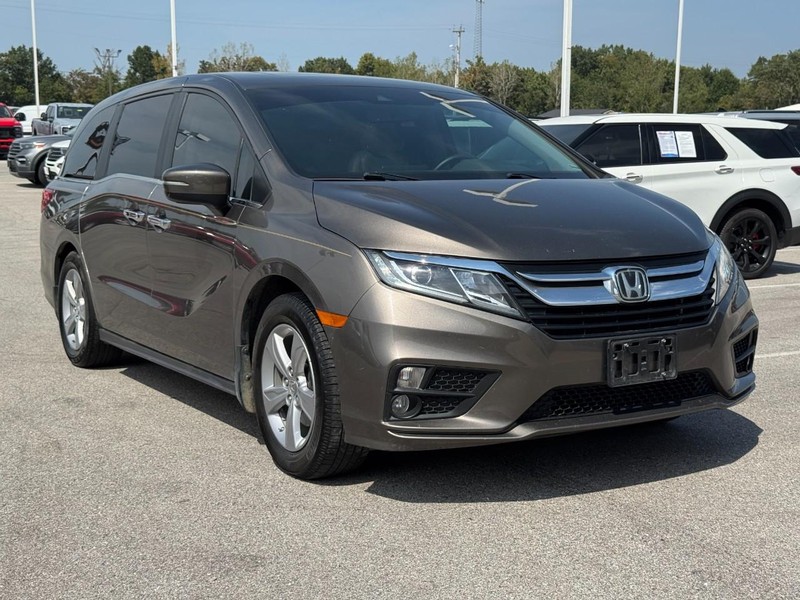 Honda Odyssey Vehicle Full-screen Gallery Image 2