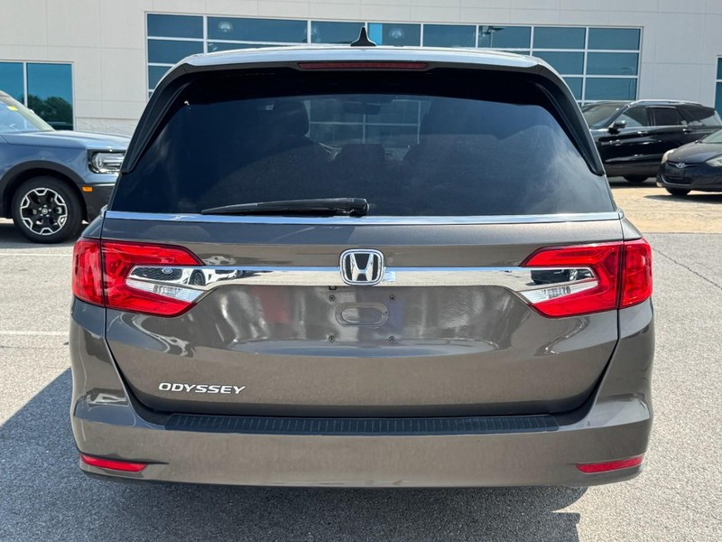 Honda Odyssey Vehicle Full-screen Gallery Image 4