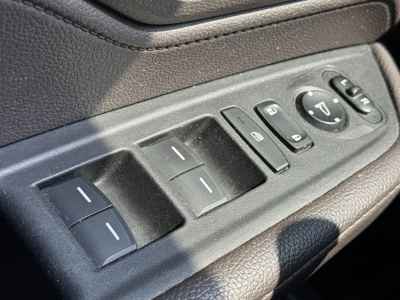 Honda Odyssey Vehicle Full-screen Gallery Image 25