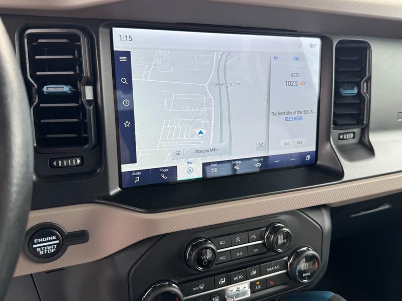 Ford Bronco Vehicle Full-screen Gallery Image 20