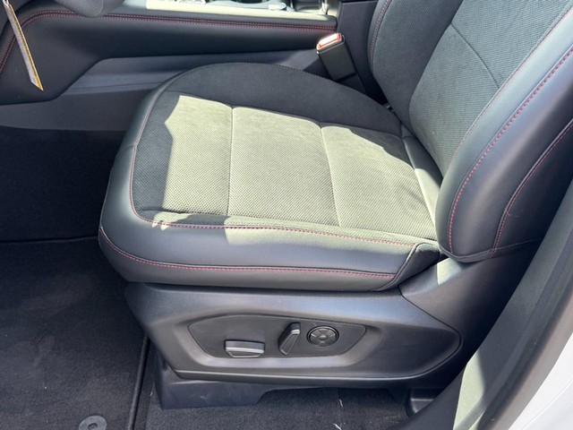 Ford Explorer Vehicle Image 18