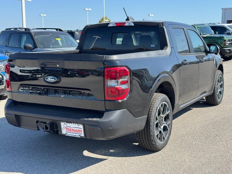 Ford Maverick Vehicle Full-screen Gallery Image 3