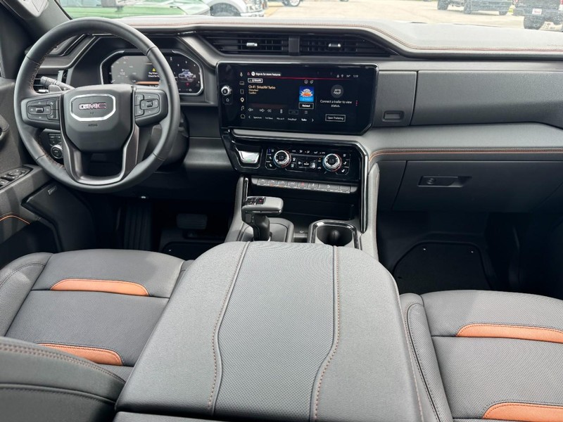 GMC Sierra 1500 Vehicle Full-screen Gallery Image 11