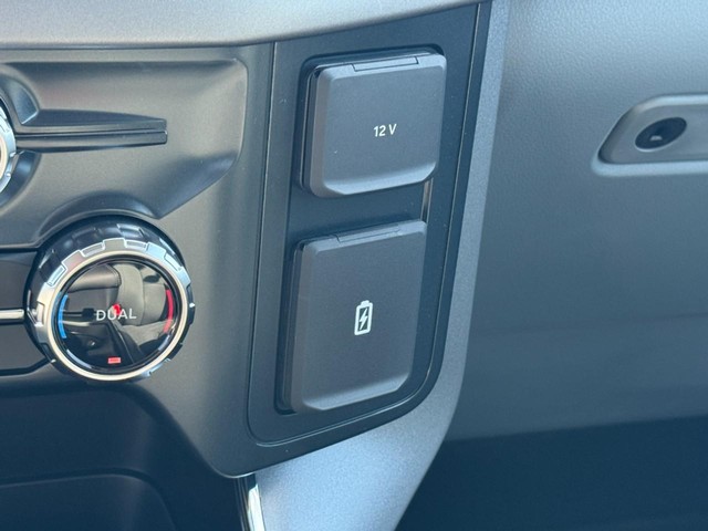 Ford F-150 Vehicle Image 12