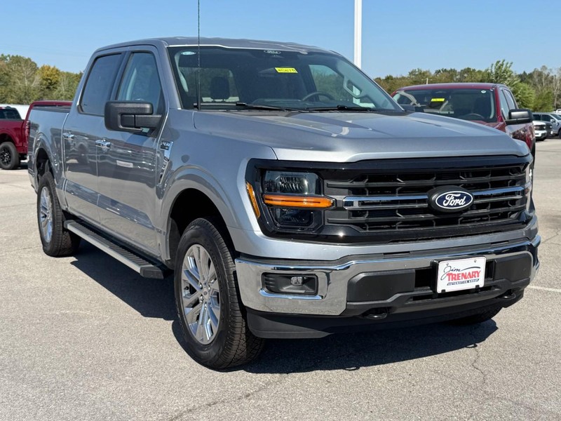 Ford F-150 Vehicle Full-screen Gallery Image 2