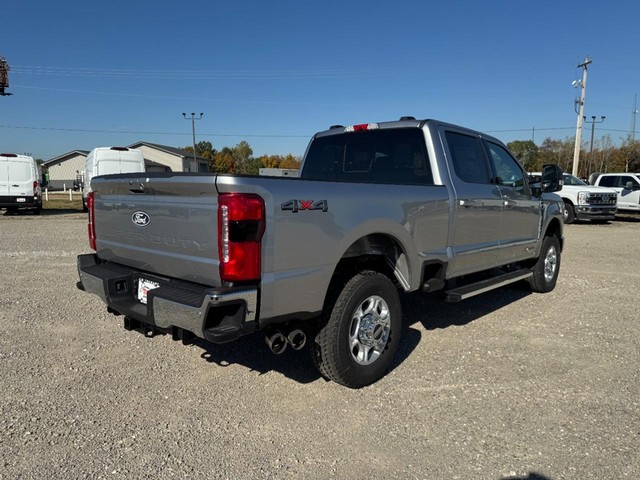 Ford Super Duty F-350 SRW Vehicle Image 03