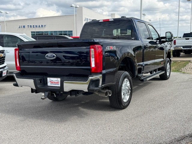 Ford Super Duty F-350 SRW Vehicle Image 03