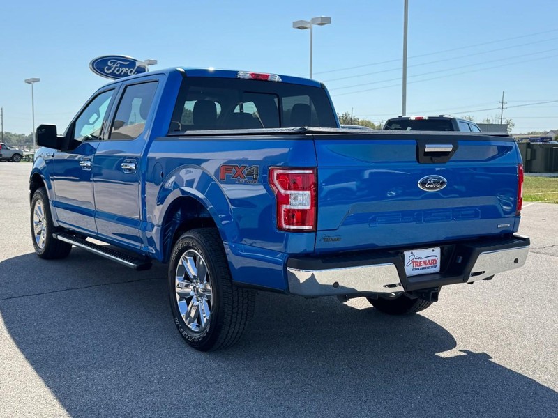Ford F-150 Vehicle Full-screen Gallery Image 6