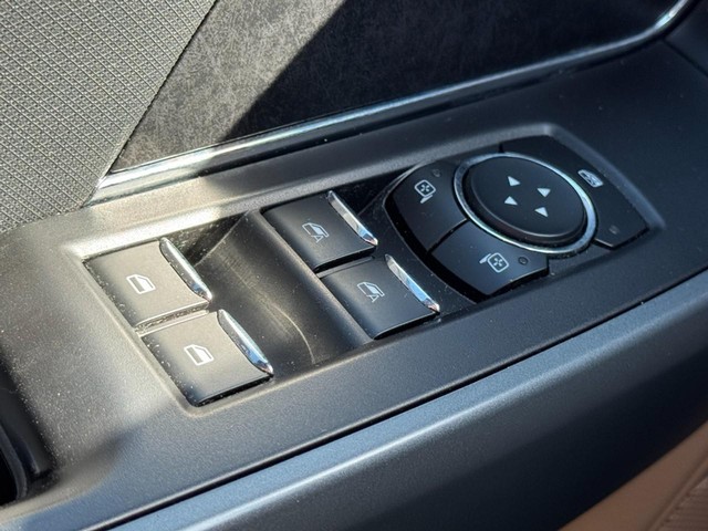 Ford F-150 Vehicle Image 23