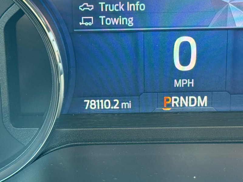 Ford F-150 Vehicle Full-screen Gallery Image 18