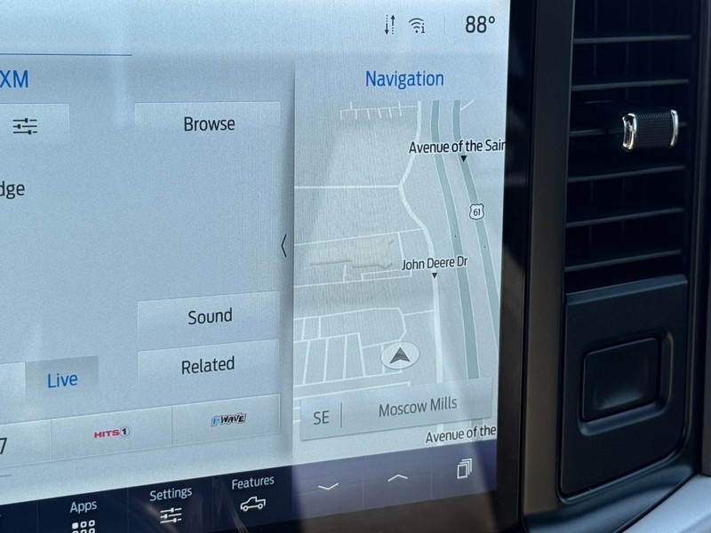Ford F-150 Vehicle Full-screen Gallery Image 21