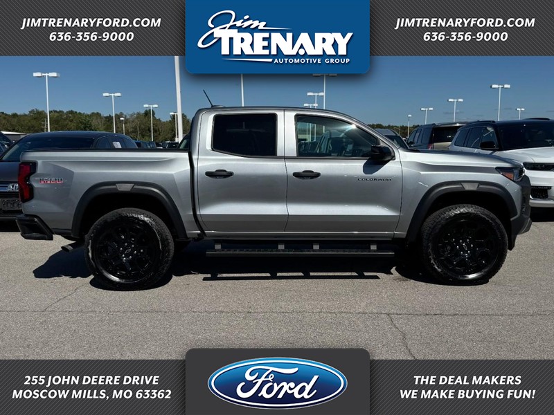 Chevrolet Colorado Vehicle Full-screen Gallery Image 01