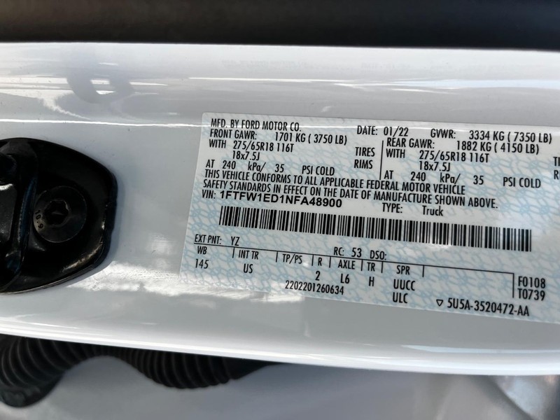 Ford F-150 Vehicle Full-screen Gallery Image 22