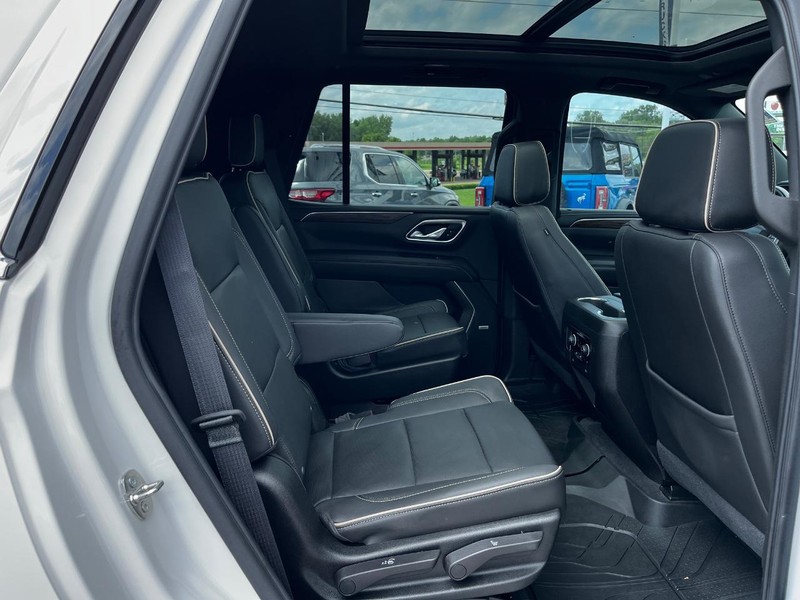 Chevrolet Tahoe Vehicle Full-screen Gallery Image 10