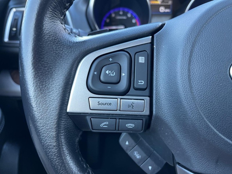 Subaru Outback Vehicle Full-screen Gallery Image 19