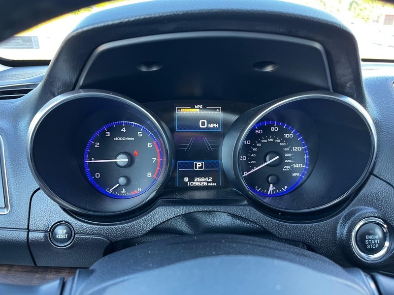 Subaru Outback Vehicle Full-screen Gallery Image 21