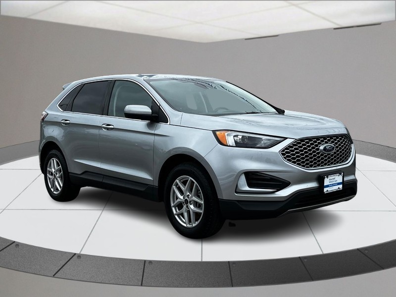 Ford Edge Vehicle Full-screen Gallery Image 02