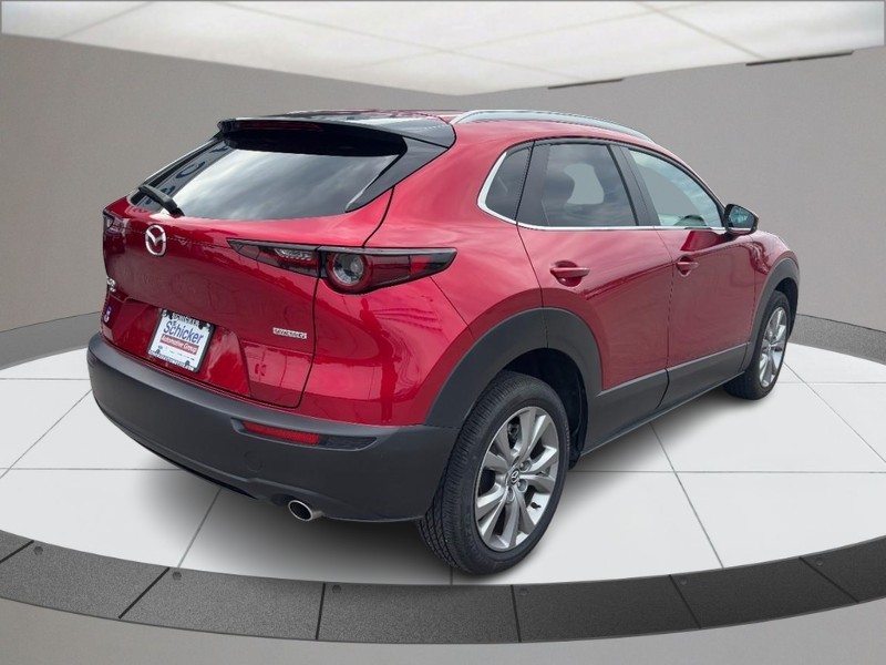 Mazda CX-30 Vehicle Full-screen Gallery Image 03