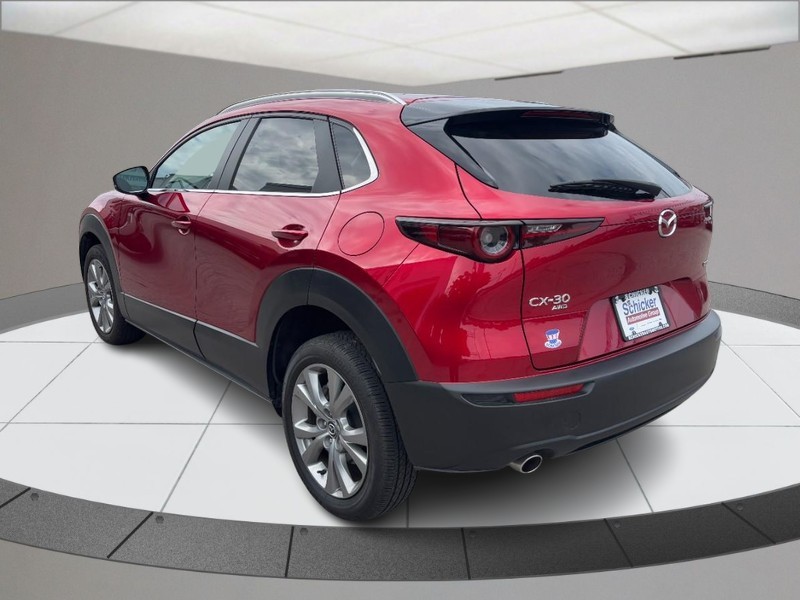 Mazda CX-30 Vehicle Full-screen Gallery Image 06