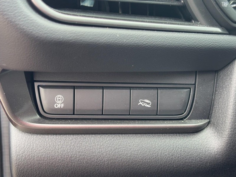 Mazda CX-30 Vehicle Full-screen Gallery Image 16