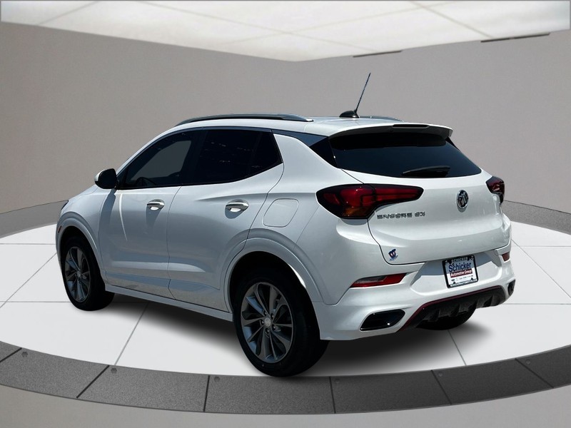 Buick Encore GX Vehicle Full-screen Gallery Image 06