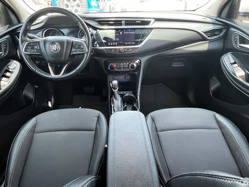 Buick Encore GX Vehicle Full-screen Gallery Image 11
