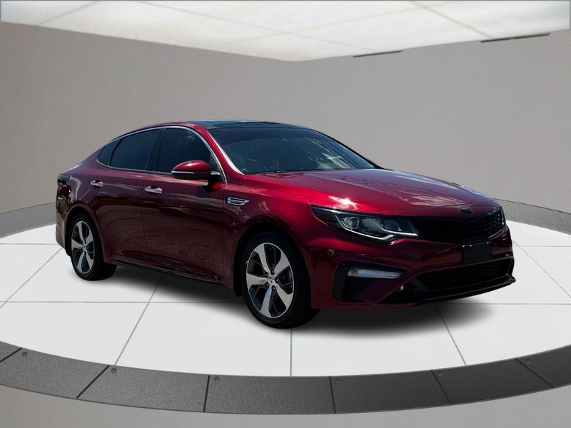 Kia Optima Vehicle Full-screen Gallery Image 02